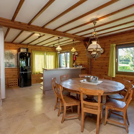 Vintage With Private Garden In Rendeux