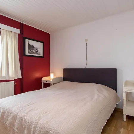 Vintage With Private Garden In Rendeux Magoster