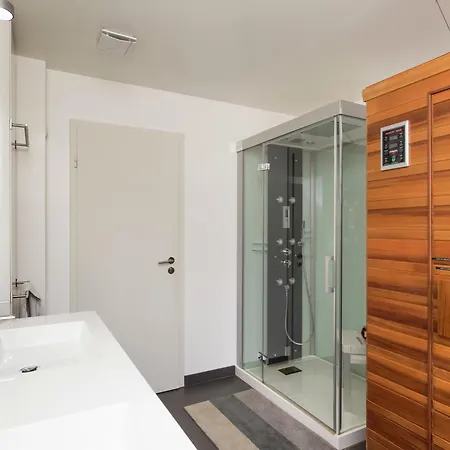 Vintage With Private Garden In Rendeux *